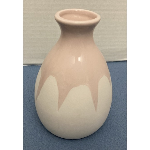Isaac Mizrahi Loves XO Sienna Pottery Vase Pink & White 6.5" - Picture 3 of 7